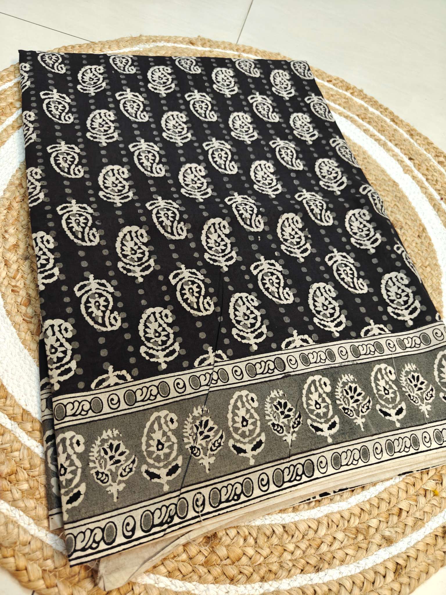 Elegant Black Kalamkari Printed Saree with Beige Border