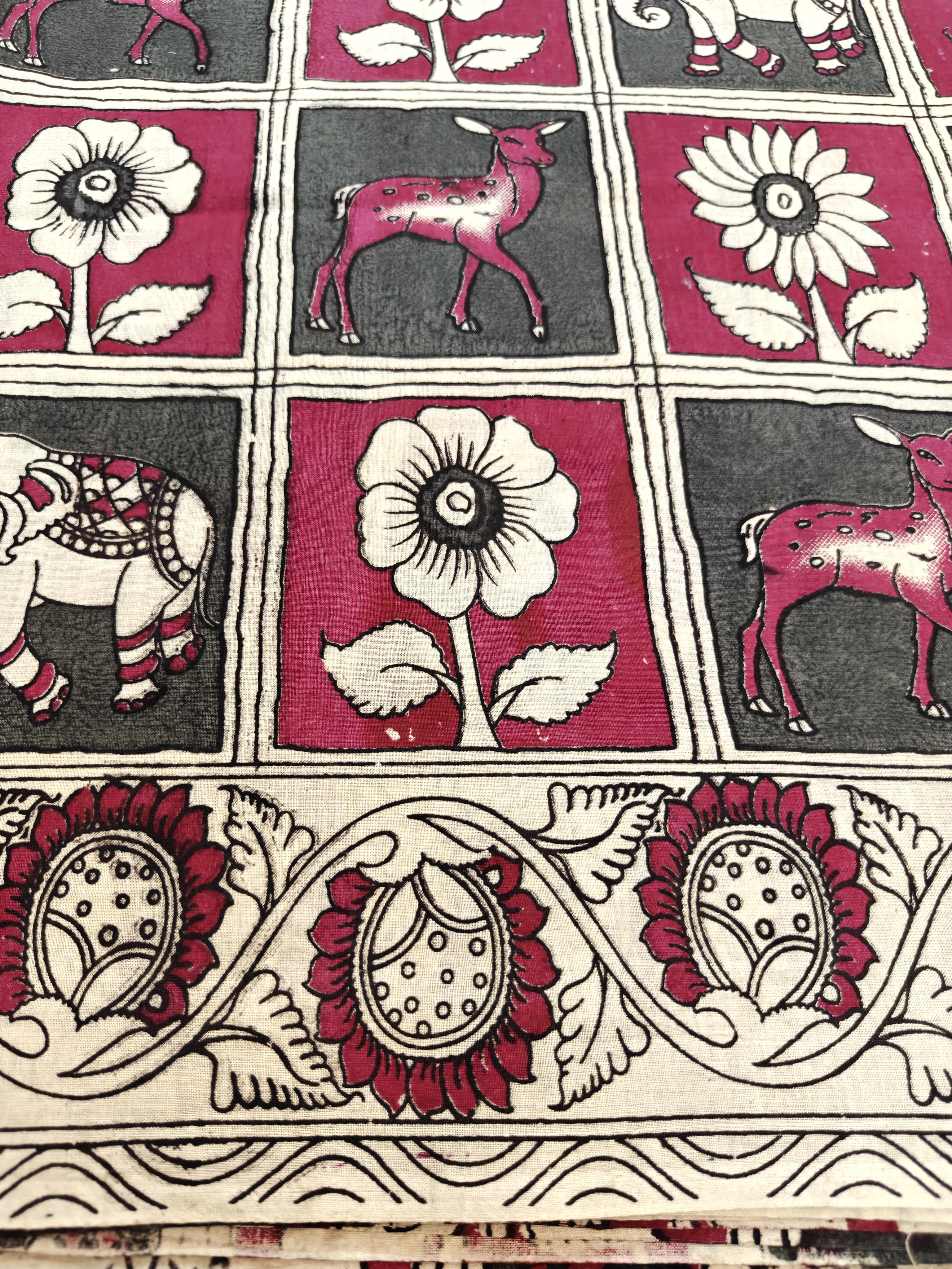 Elegant Kalamkari Printed Saree – Elephant & Floral Heritage Design